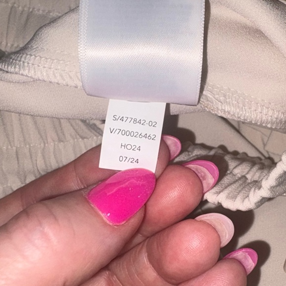 Athleta Endeavor High Rise Relaxed Pant Wide Leg size Small Petite Travel - Picture 7 of 7